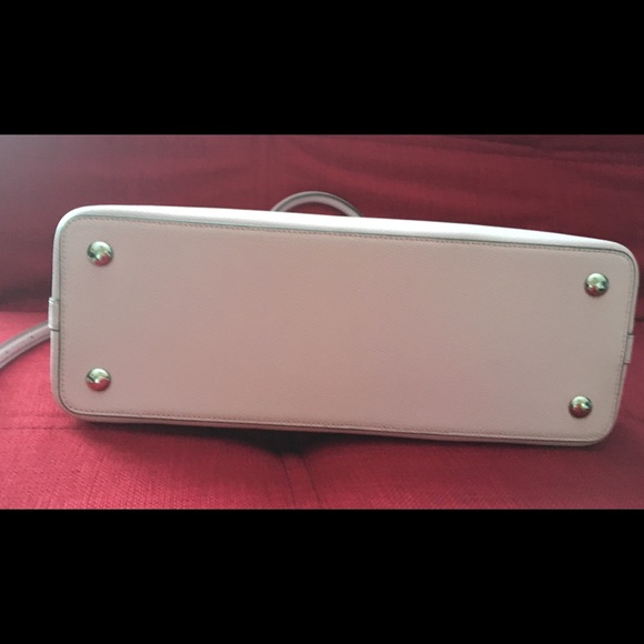 Coach - Picture 3 of 8